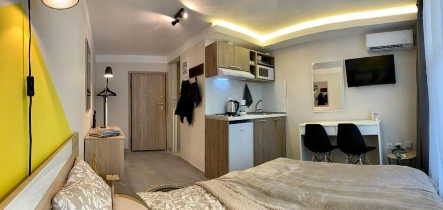 Center Deluxe Studio سالونيك المظهر الخارجي الصورة